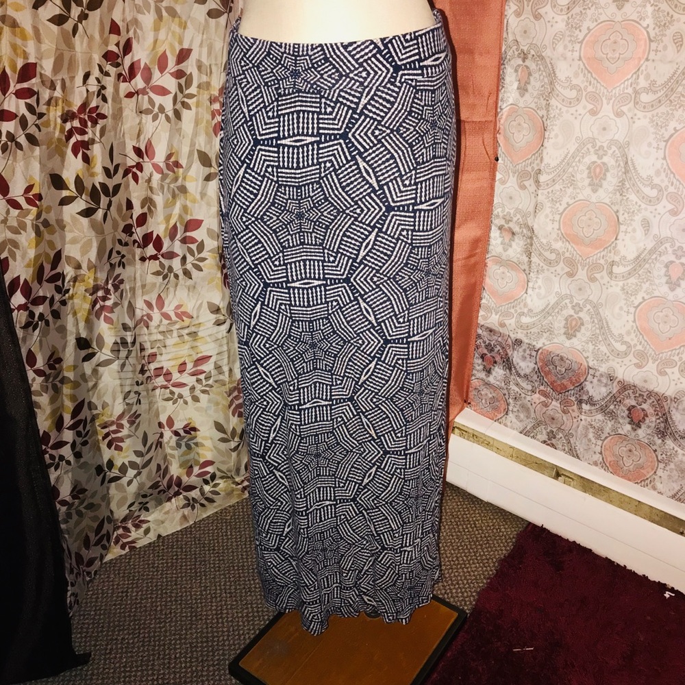 Aeropostale maxi skirt